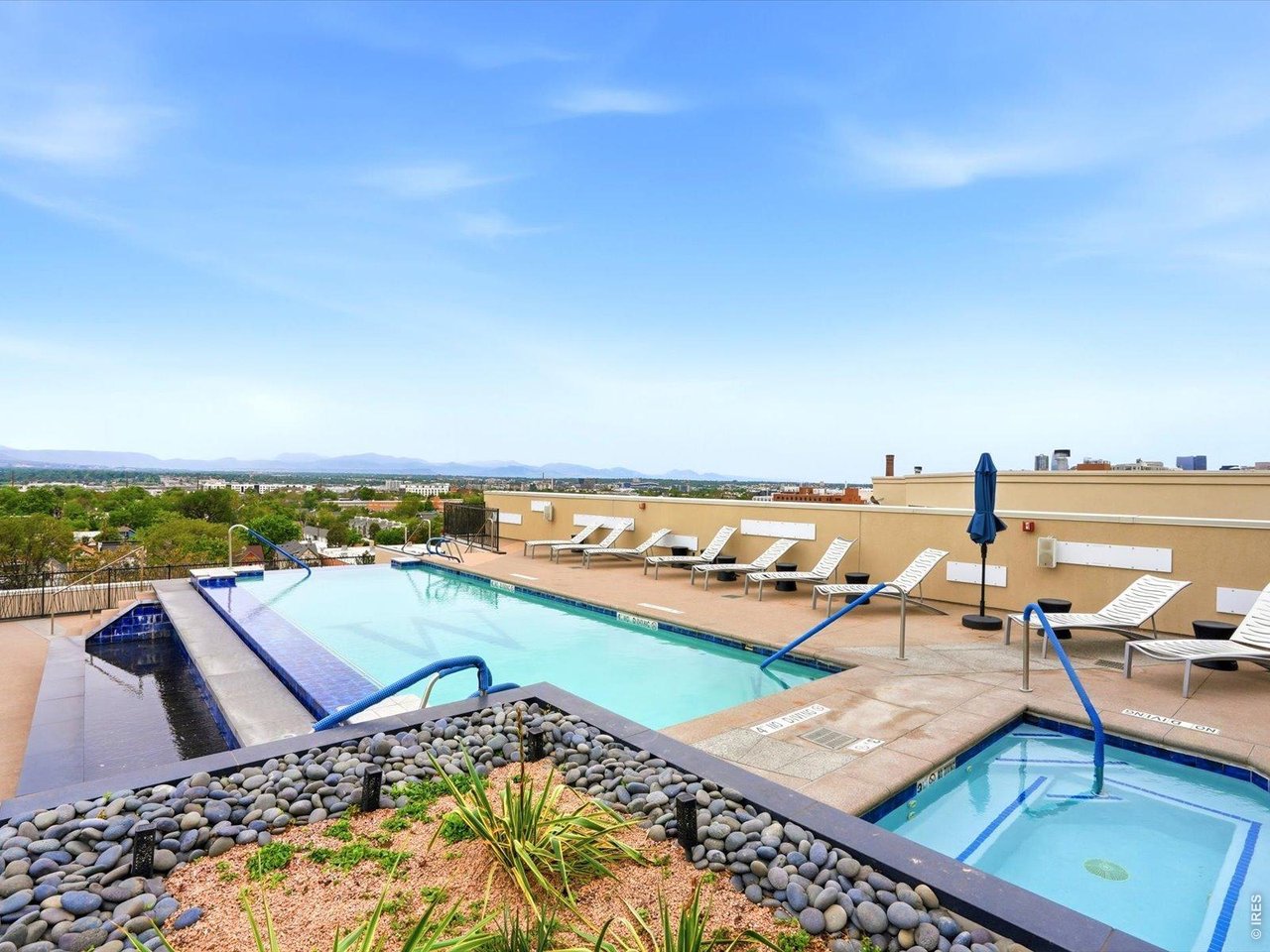 410 Acoma St 310