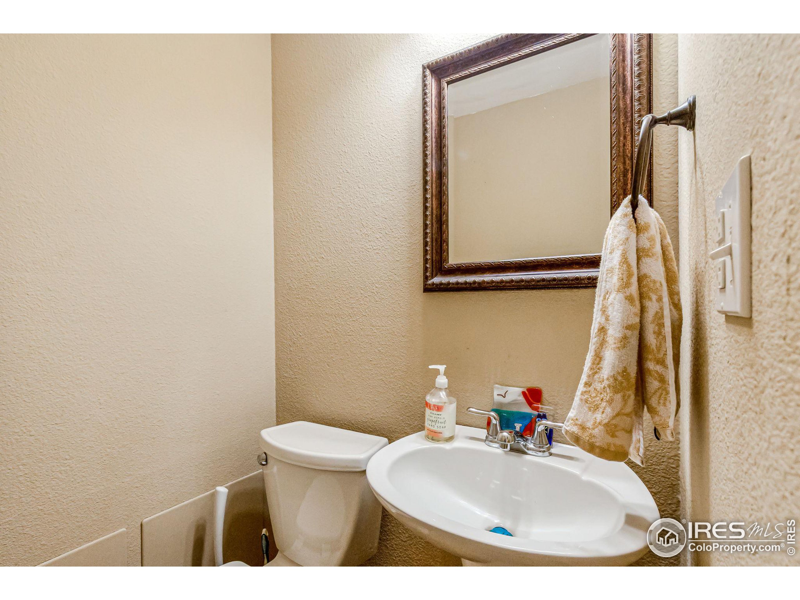 3009 Madison Ave J-203