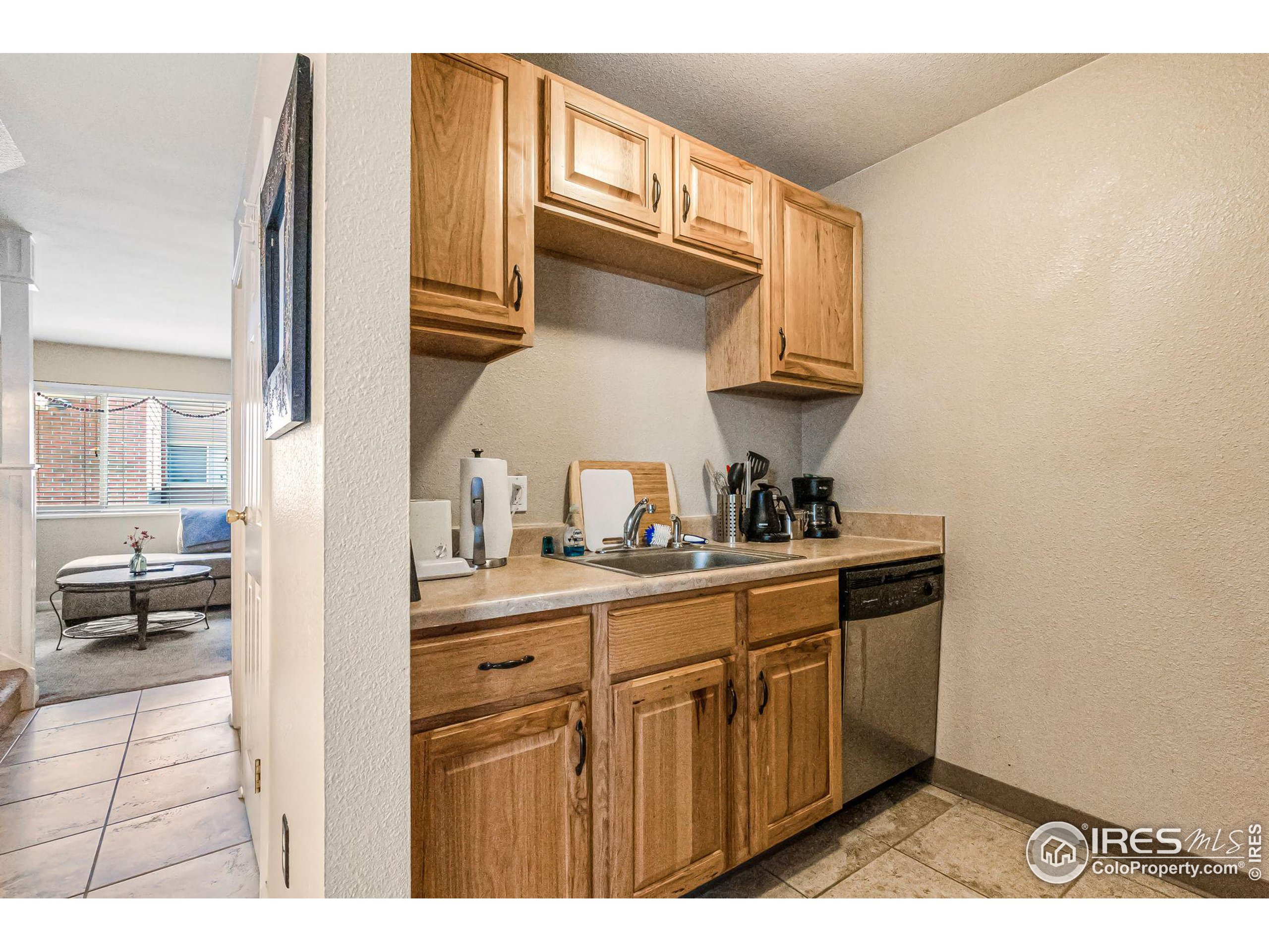 3009 Madison Ave J-203