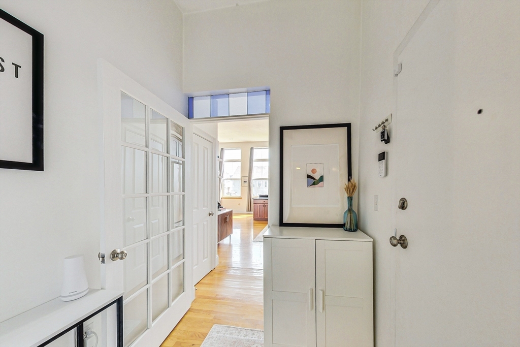 50 Floyd St # 11