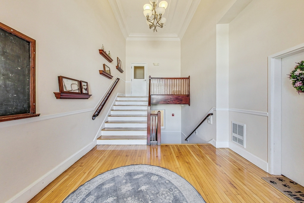 50 Floyd St # 11