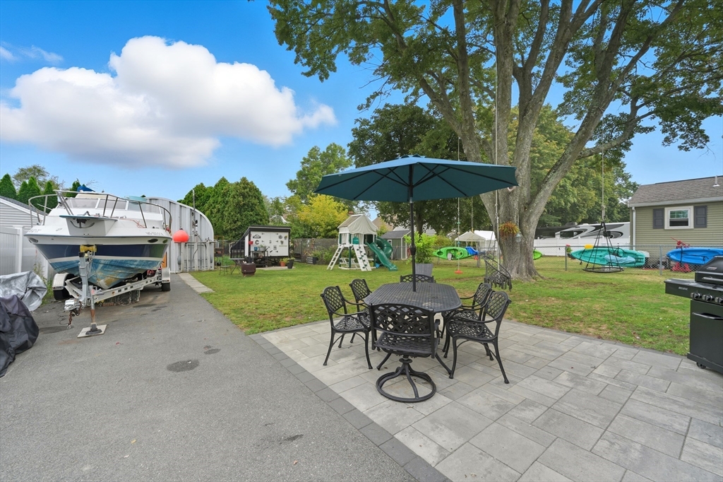 14 Frances Rd