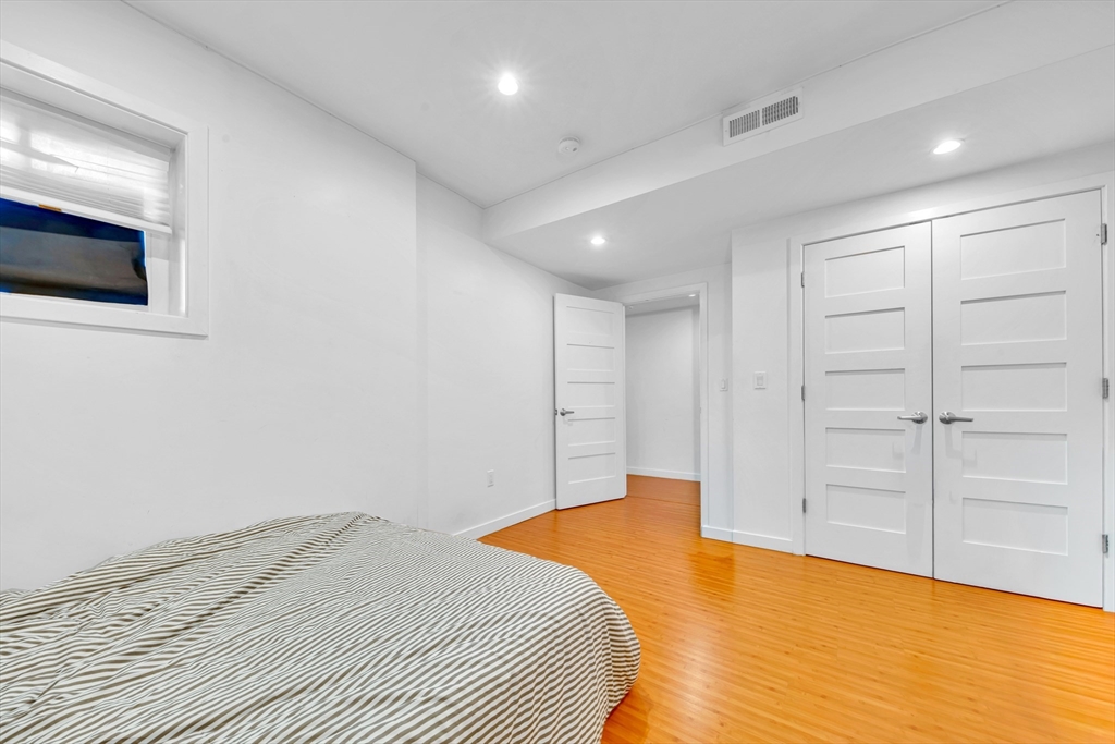 2021 Commonwealth Ave # B