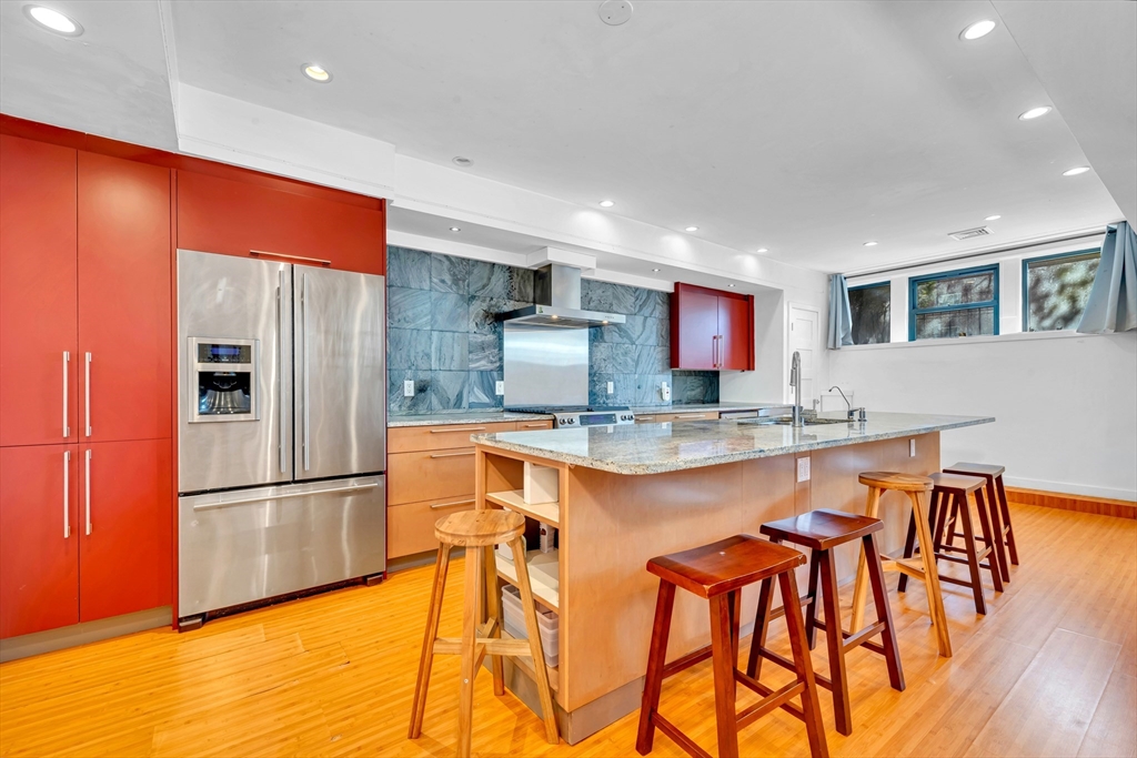 2021 Commonwealth Ave # B