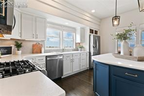 9566 Pancake Rocks Trail