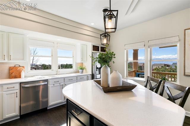 9566 Pancake Rocks Trail