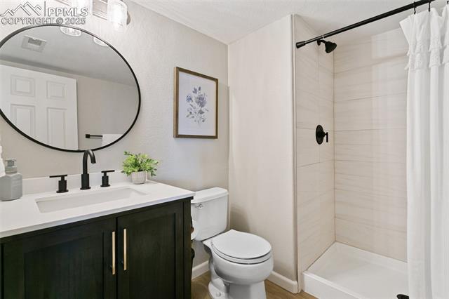 9566 Pancake Rocks Trail