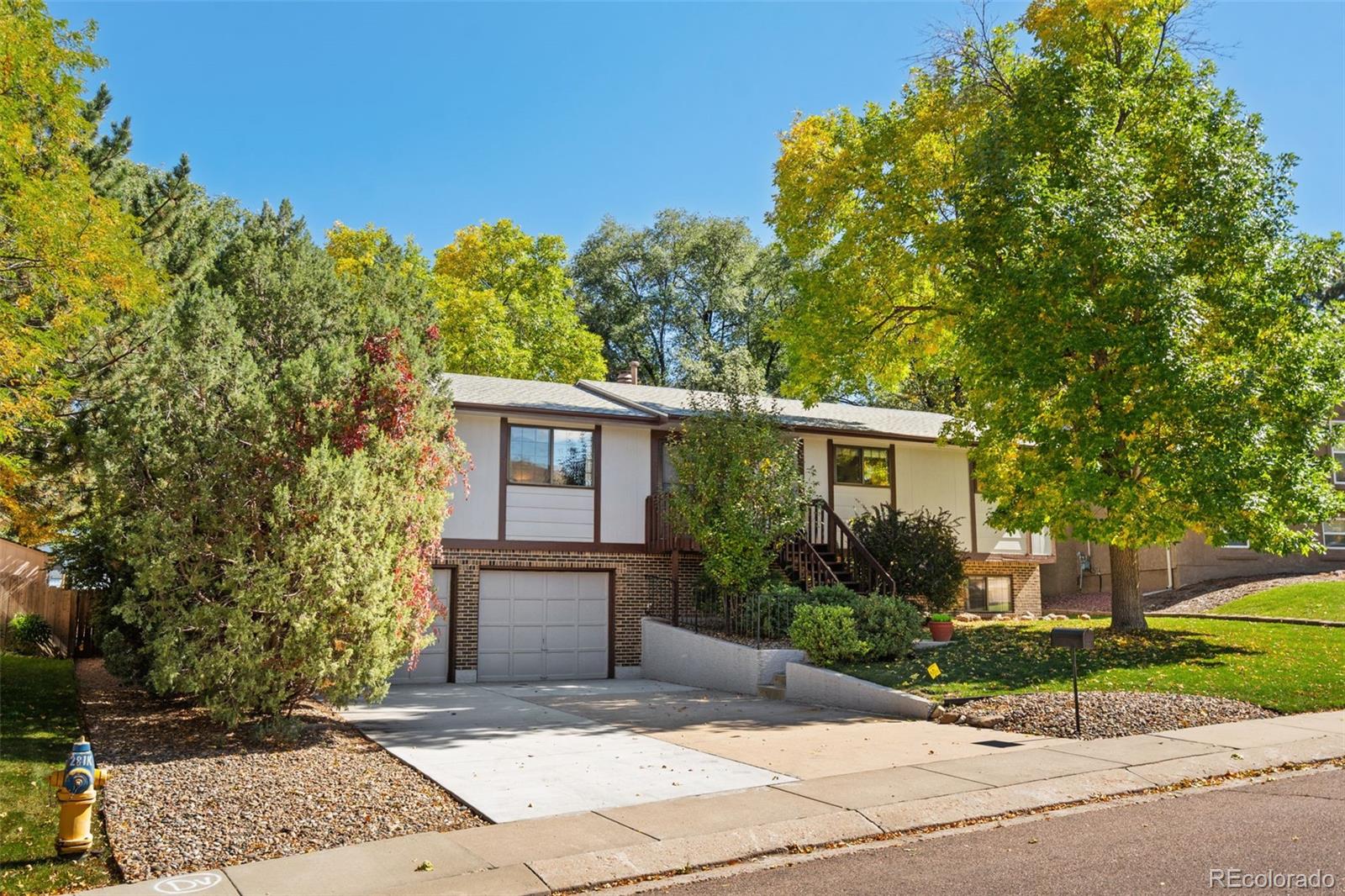 6415 Garlock Way