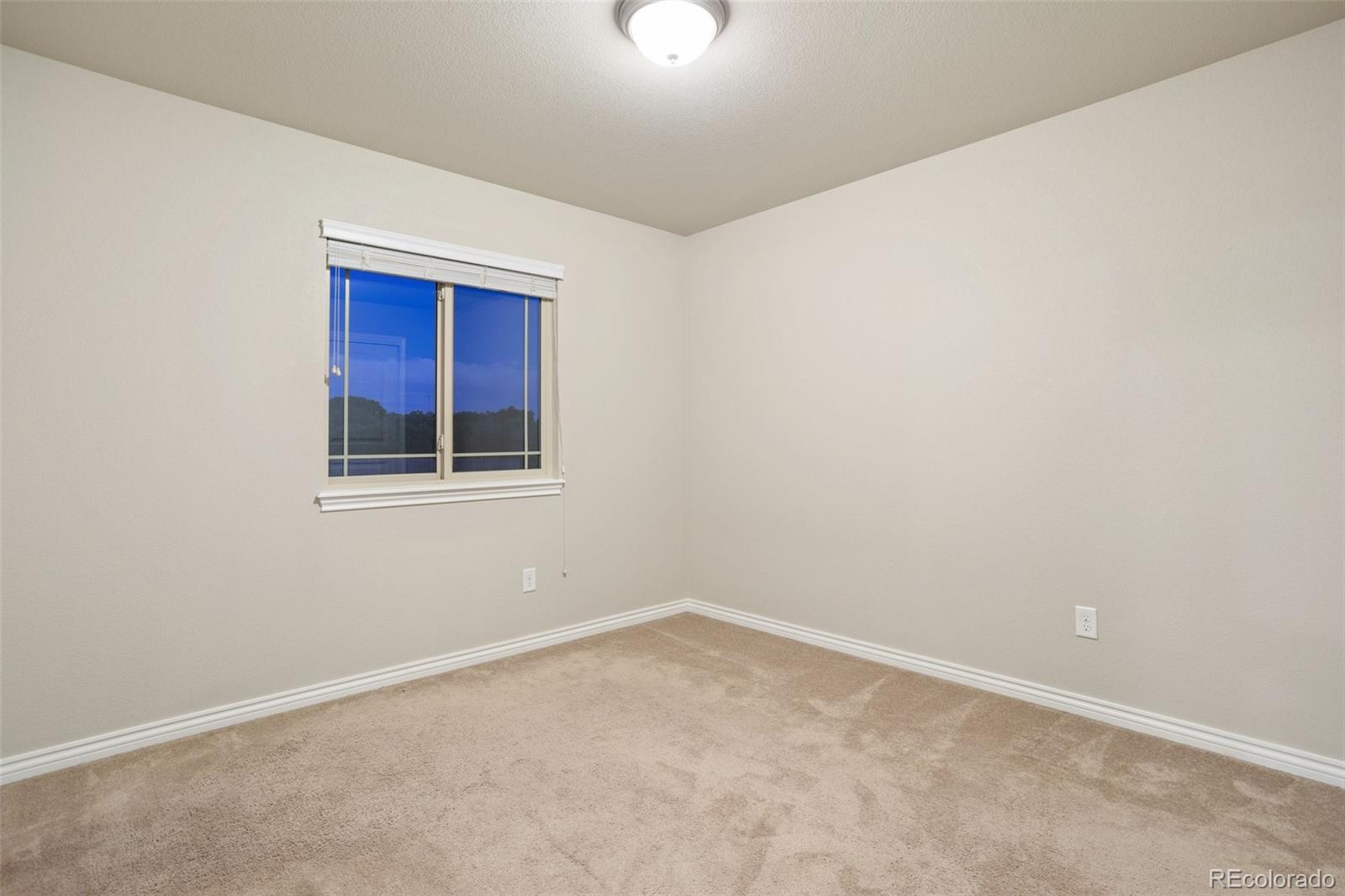 10692 Forest Creek Drive