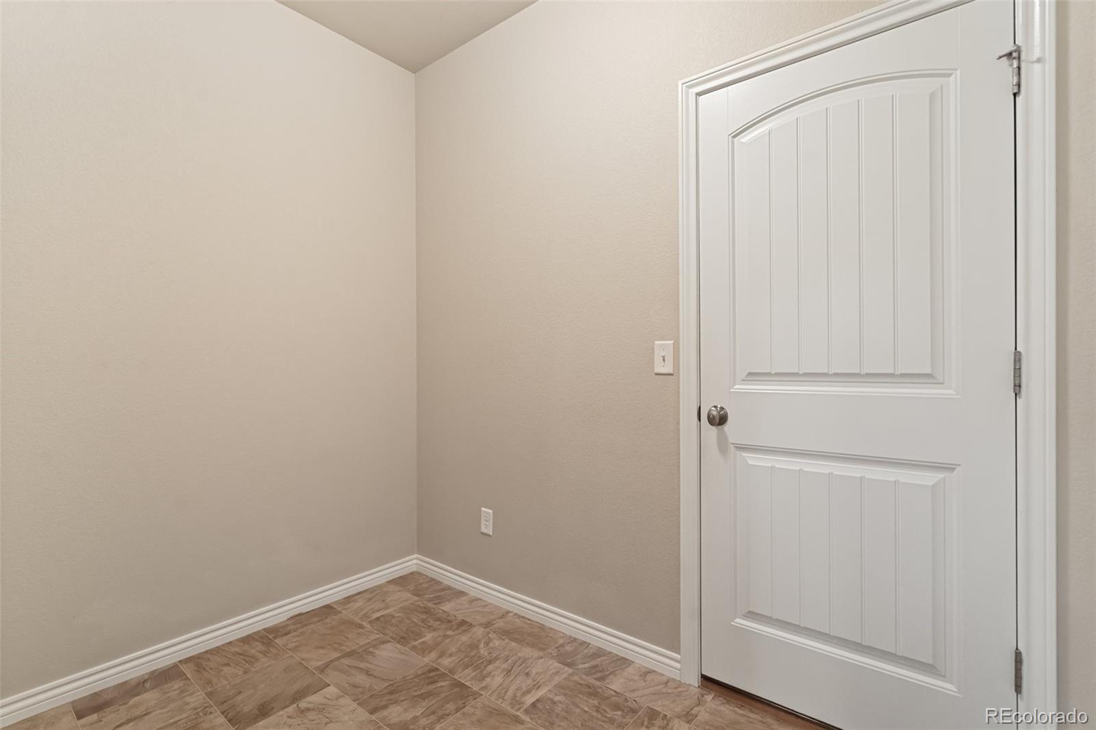 10692 Forest Creek Drive