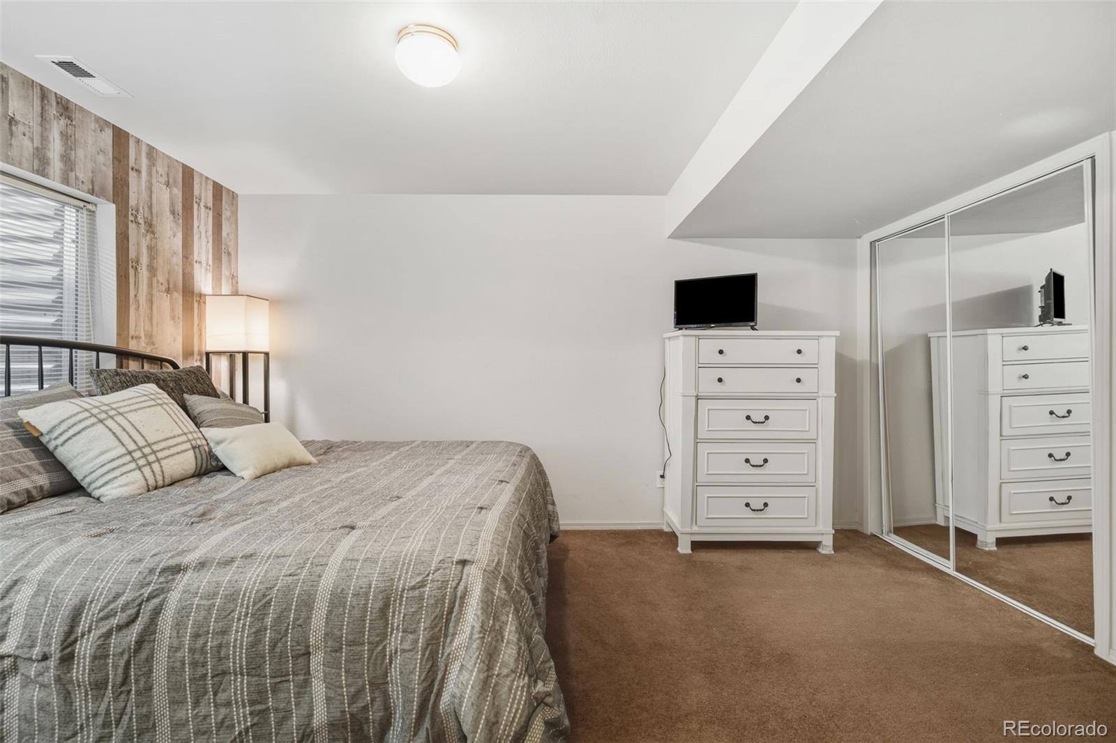 4155 Solarglen Drive