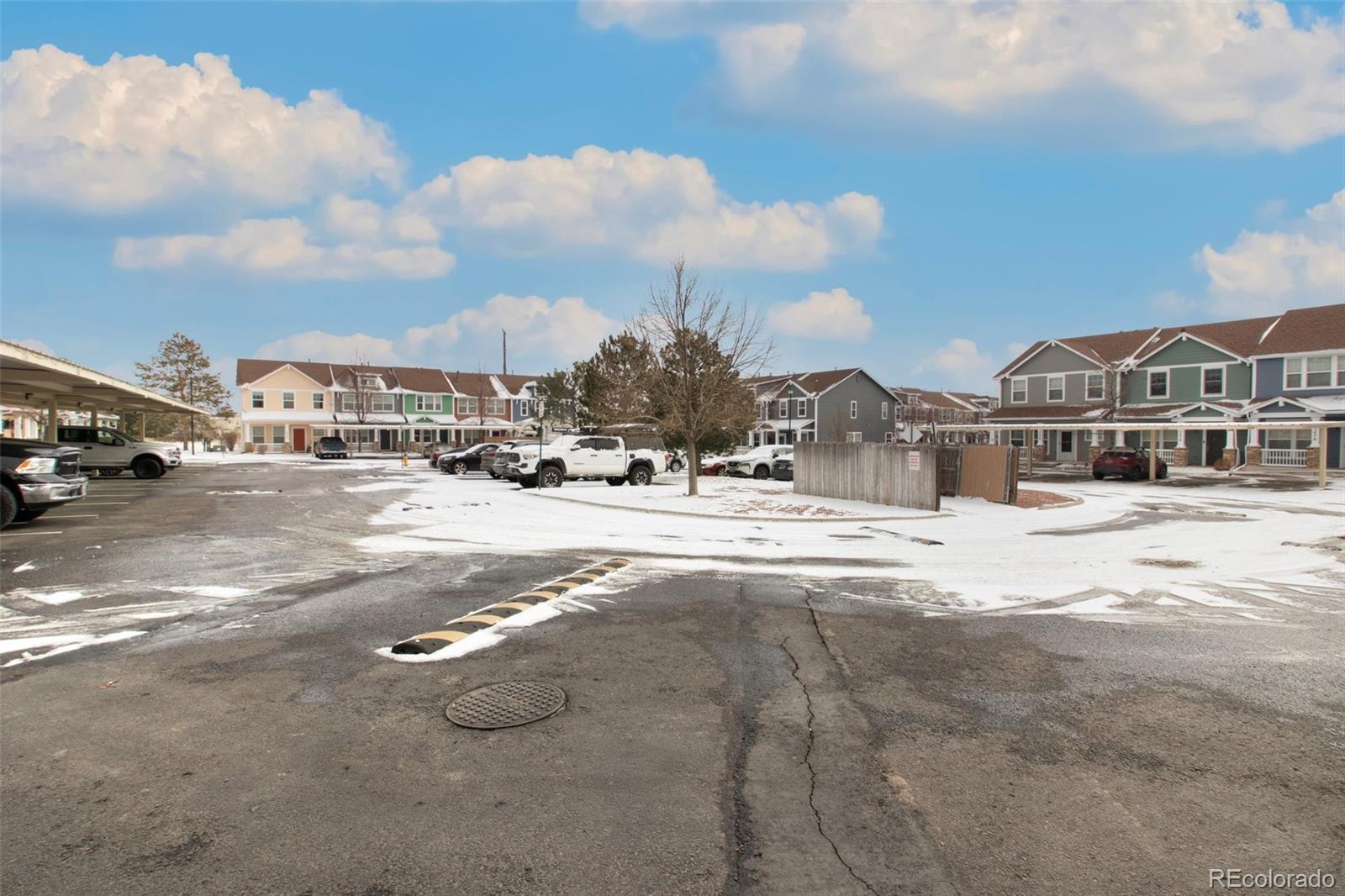 2572 Obsidian Forest View