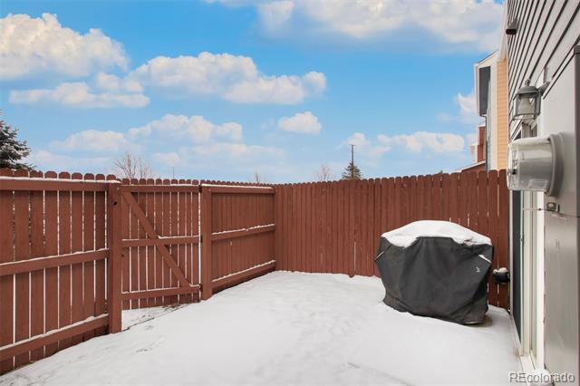 2572 Obsidian Forest View