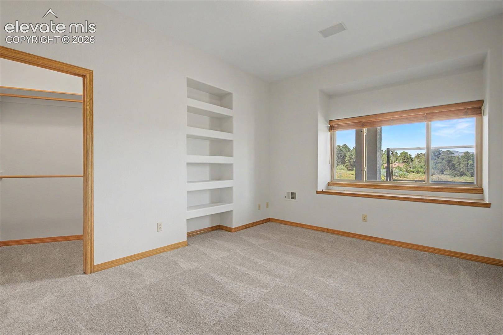 17576 Colonial Park Drive