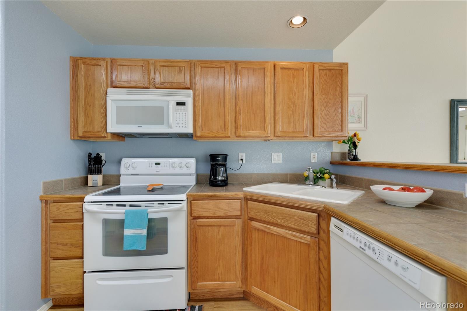 7122 Sand Crest View