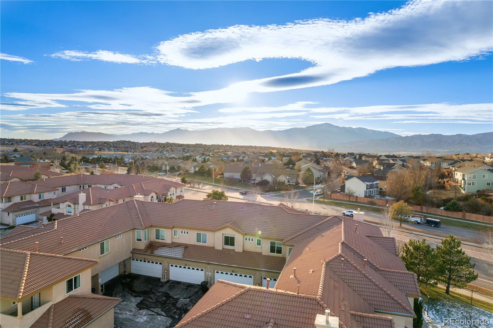 7122 Sand Crest View