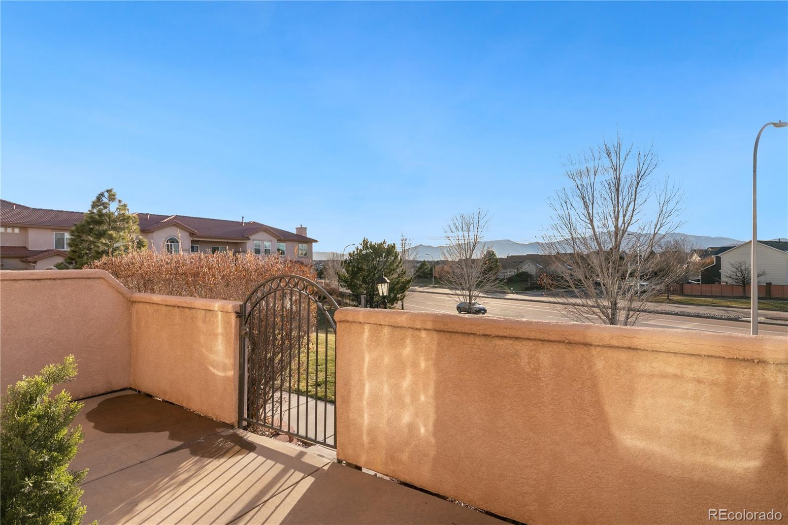 7122 Sand Crest View