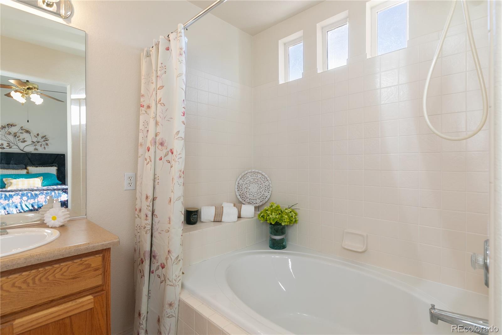 7122 Sand Crest View