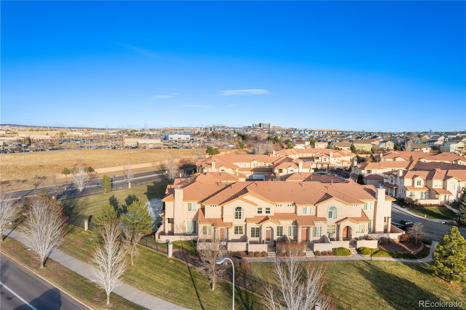 7122 Sand Crest View