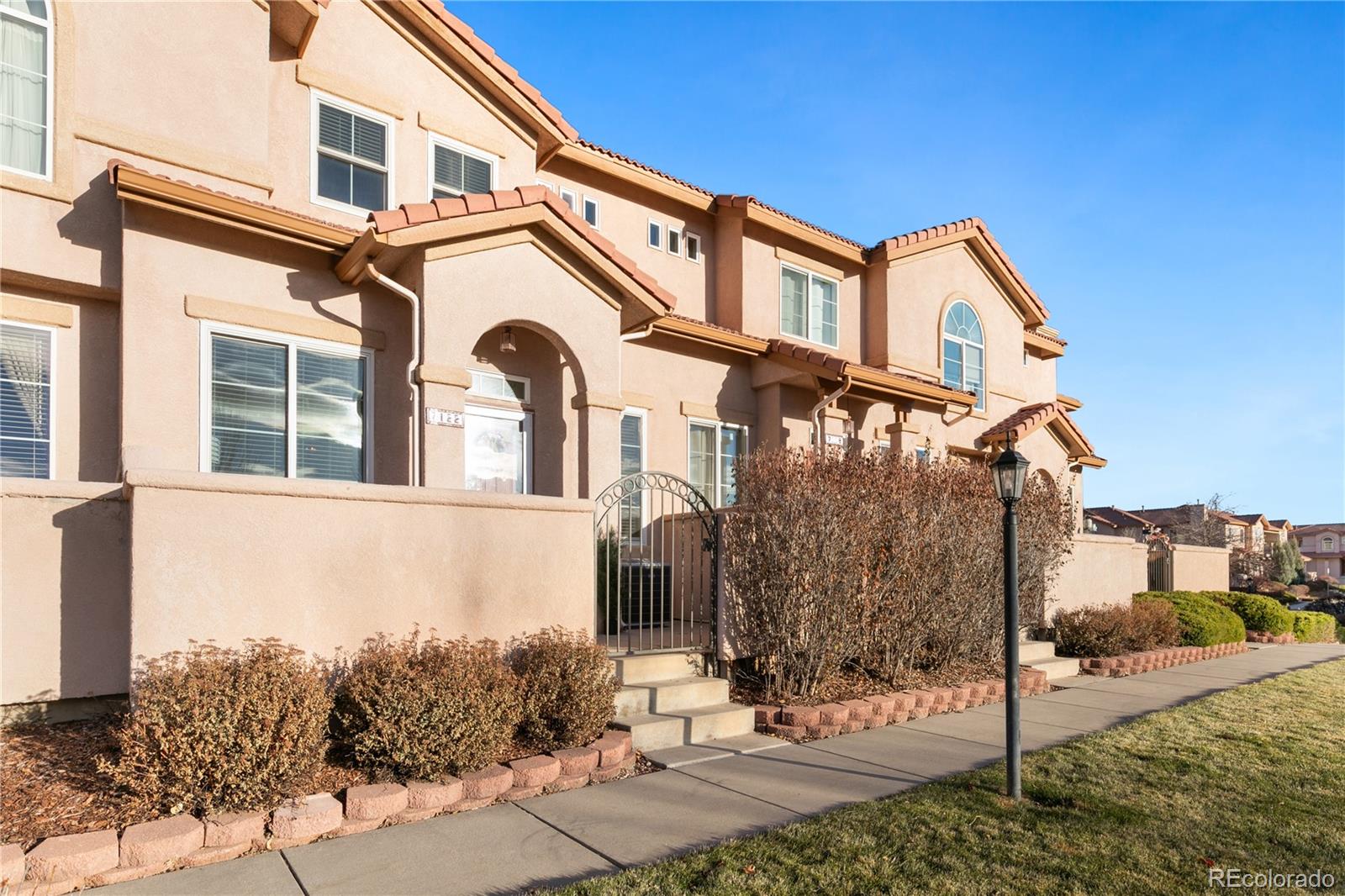 7122 Sand Crest View