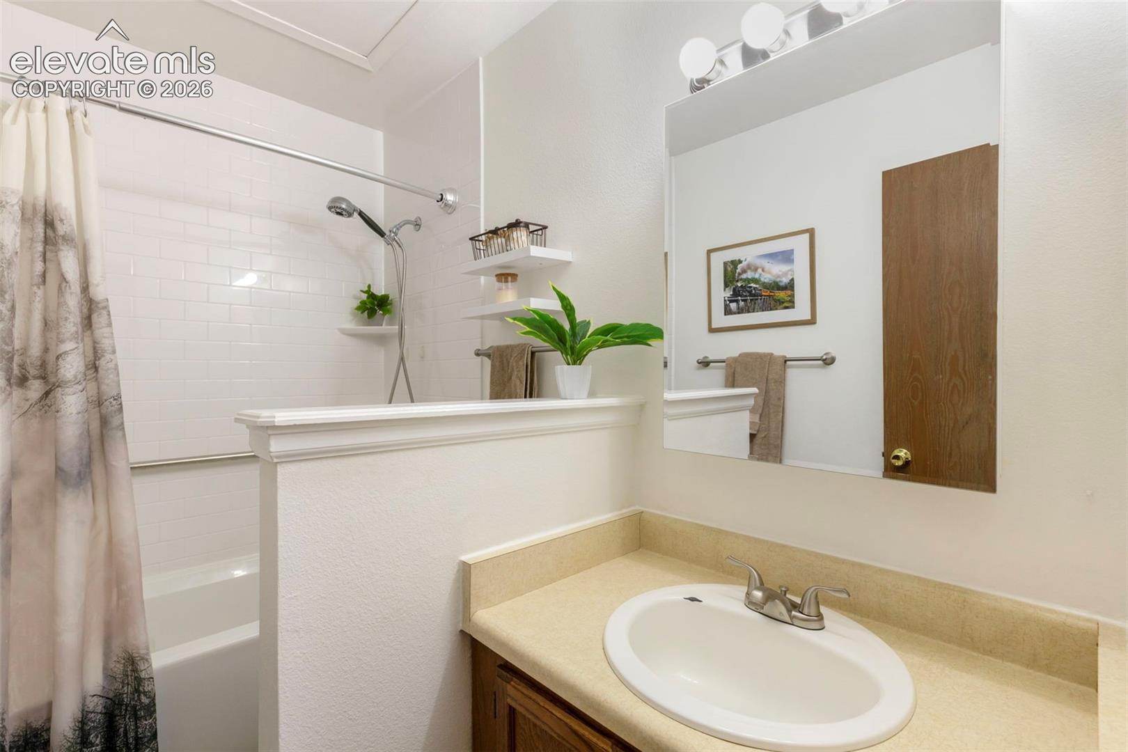 3112 Vail Pass Drive