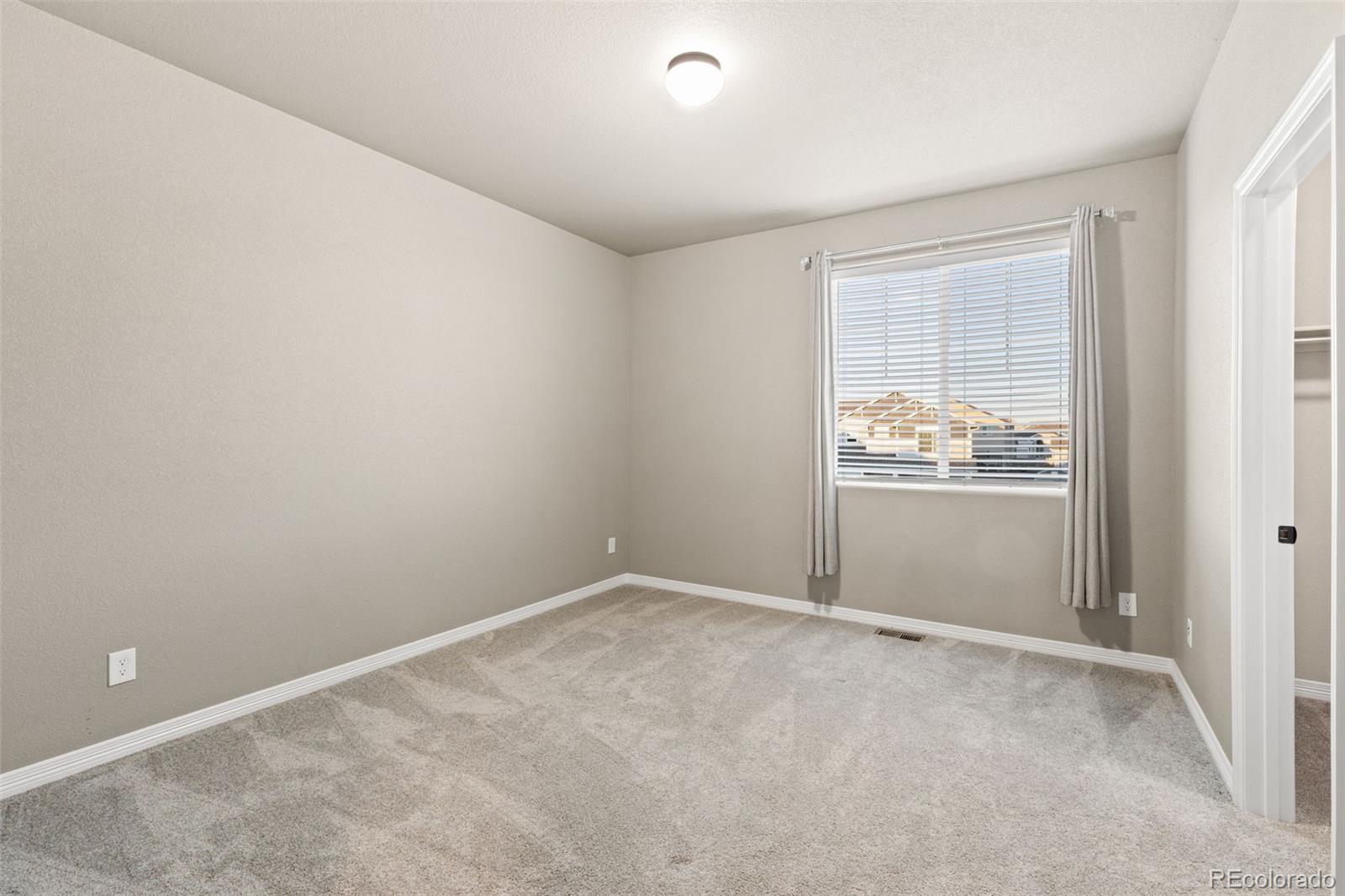 9712 Arbor Walk Lane