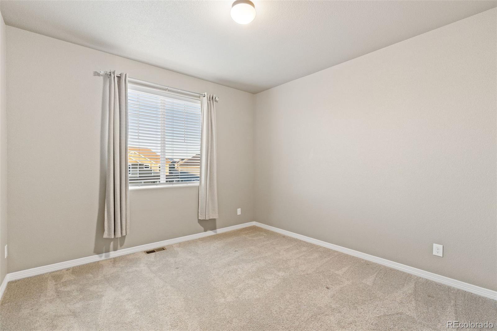 9712 Arbor Walk Lane