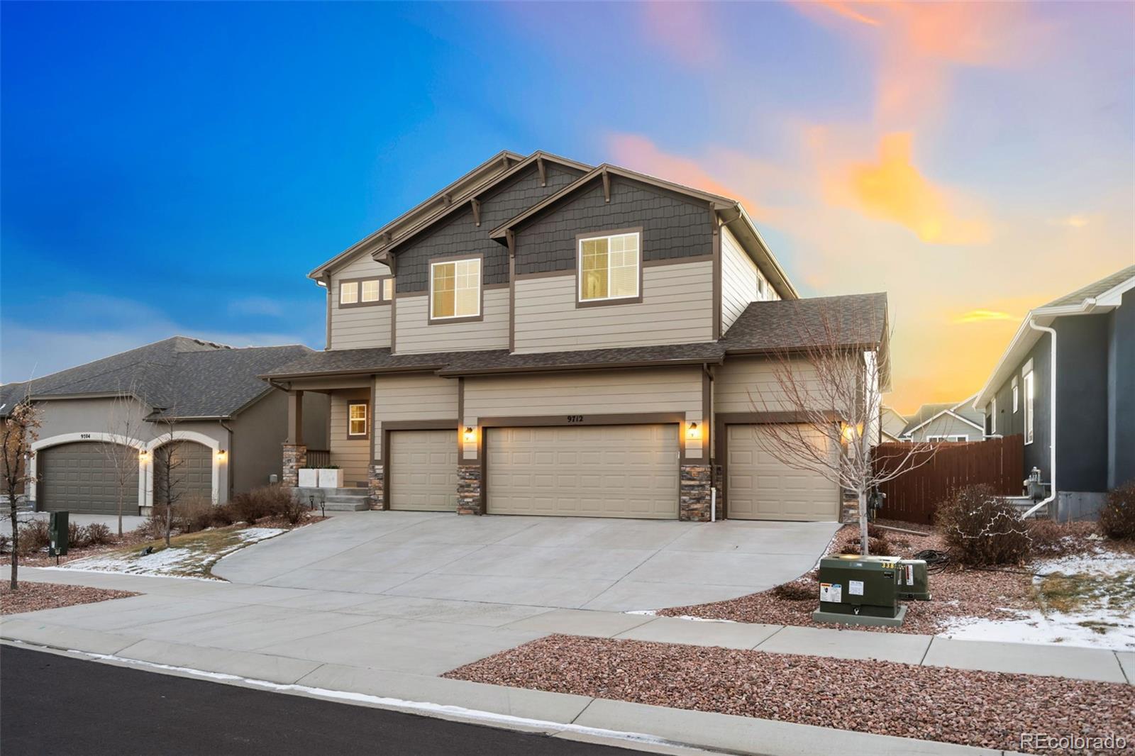 9712 Arbor Walk Lane