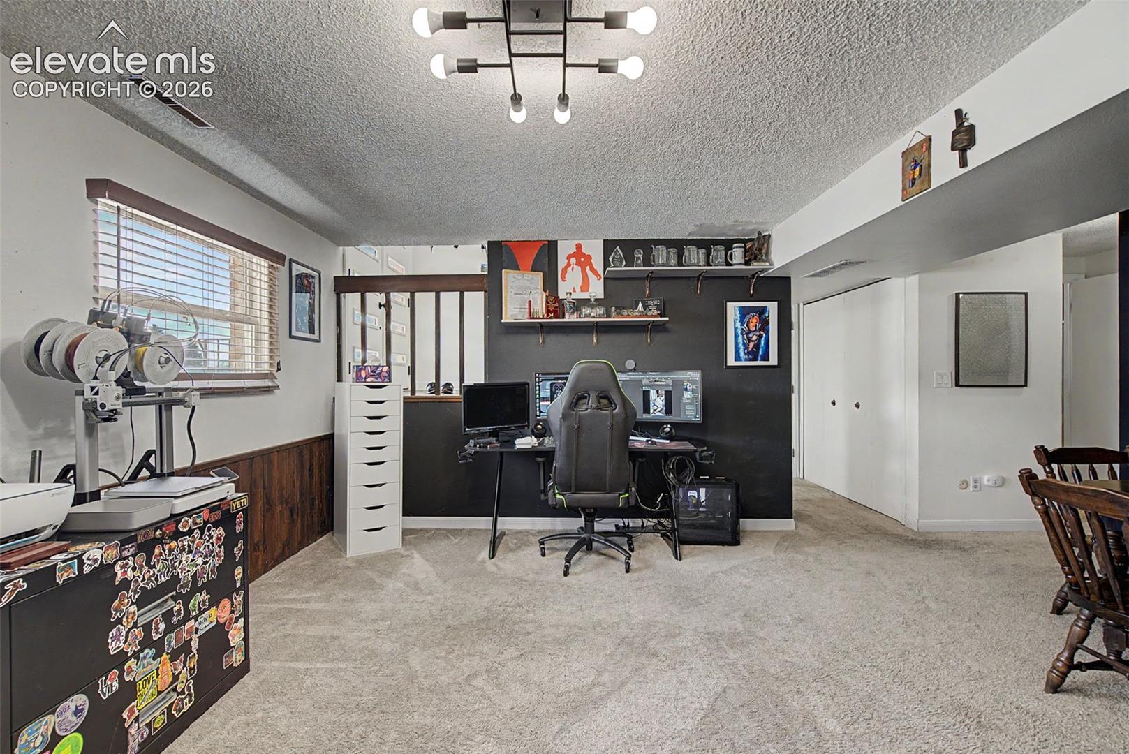 5660 Tuckerman Drive