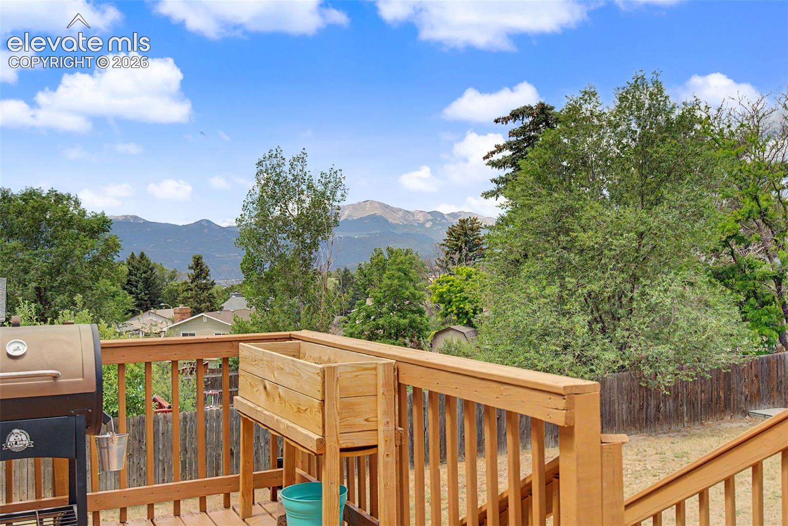 5660 Tuckerman Drive