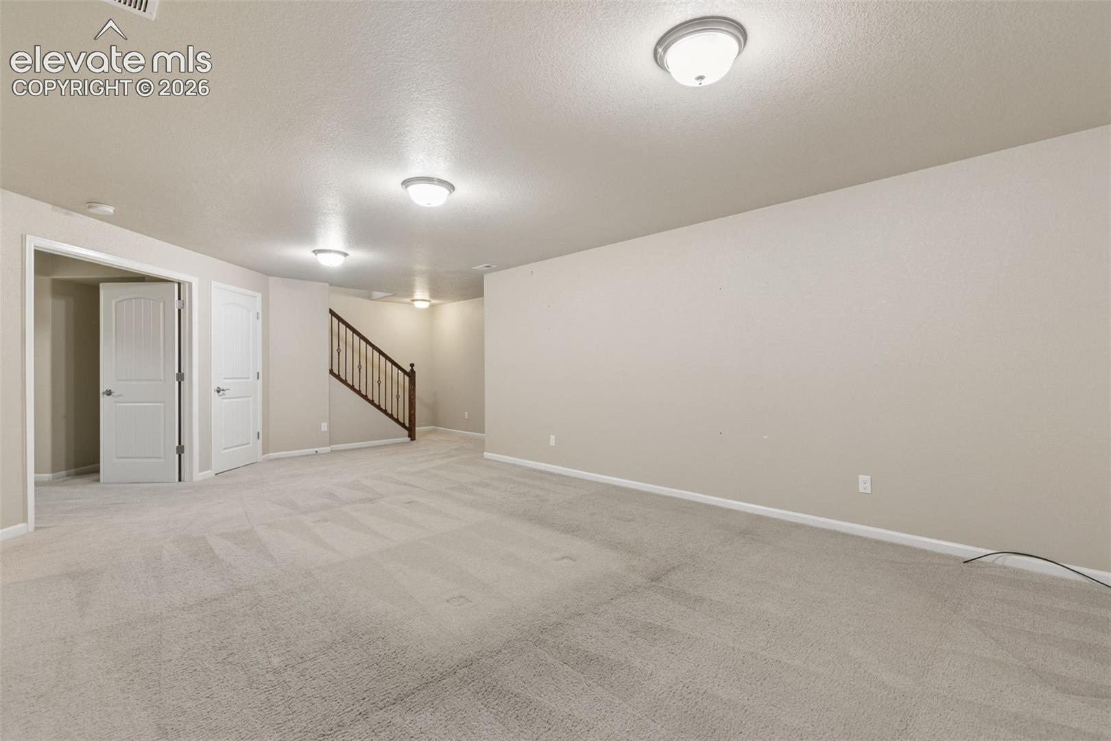 8042 Potentilla Grove
