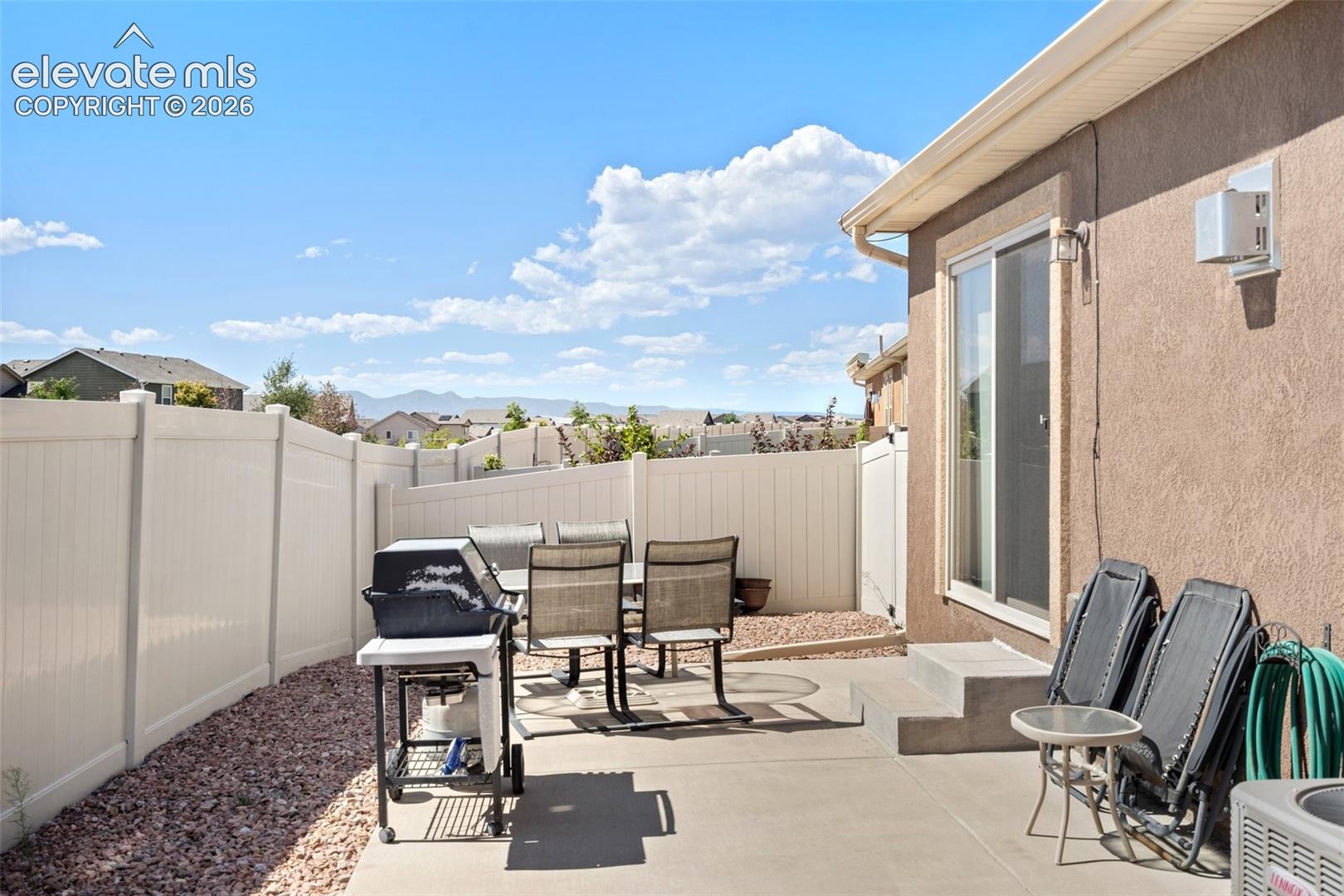 8042 Potentilla Grove