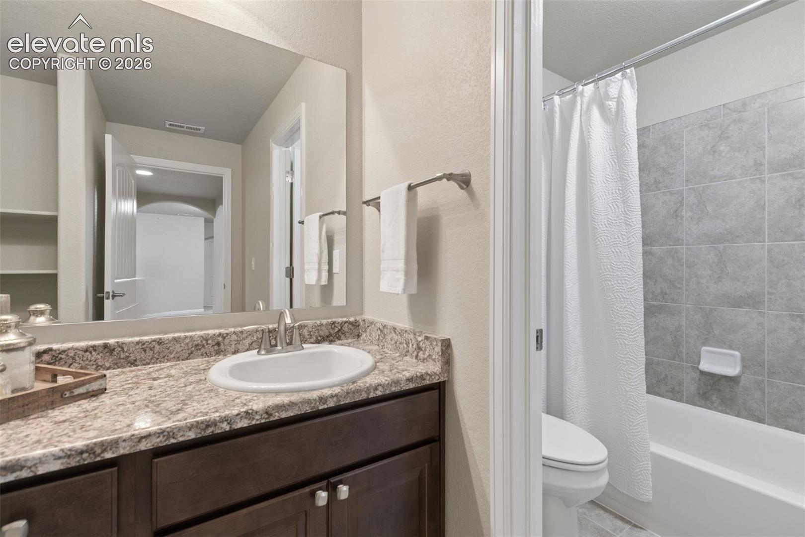 8042 Potentilla Grove