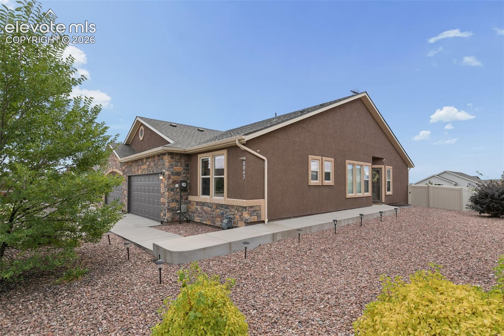 8042 Potentilla Grove