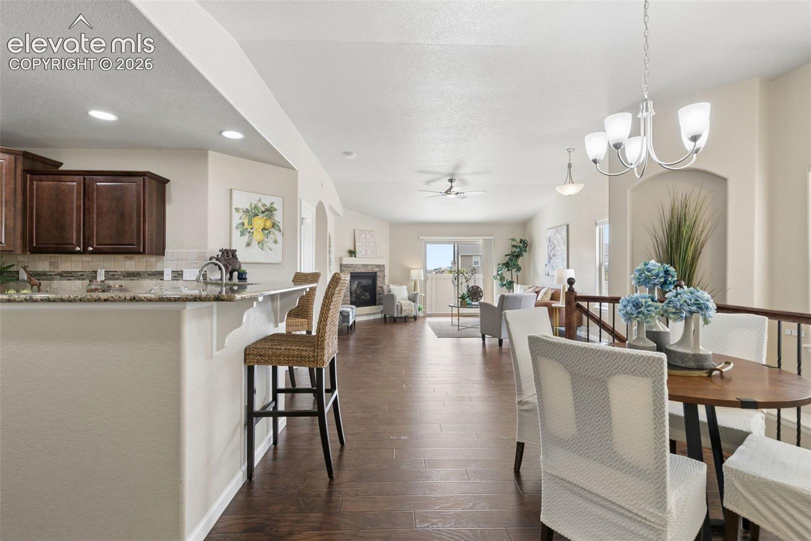 8042 Potentilla Grove