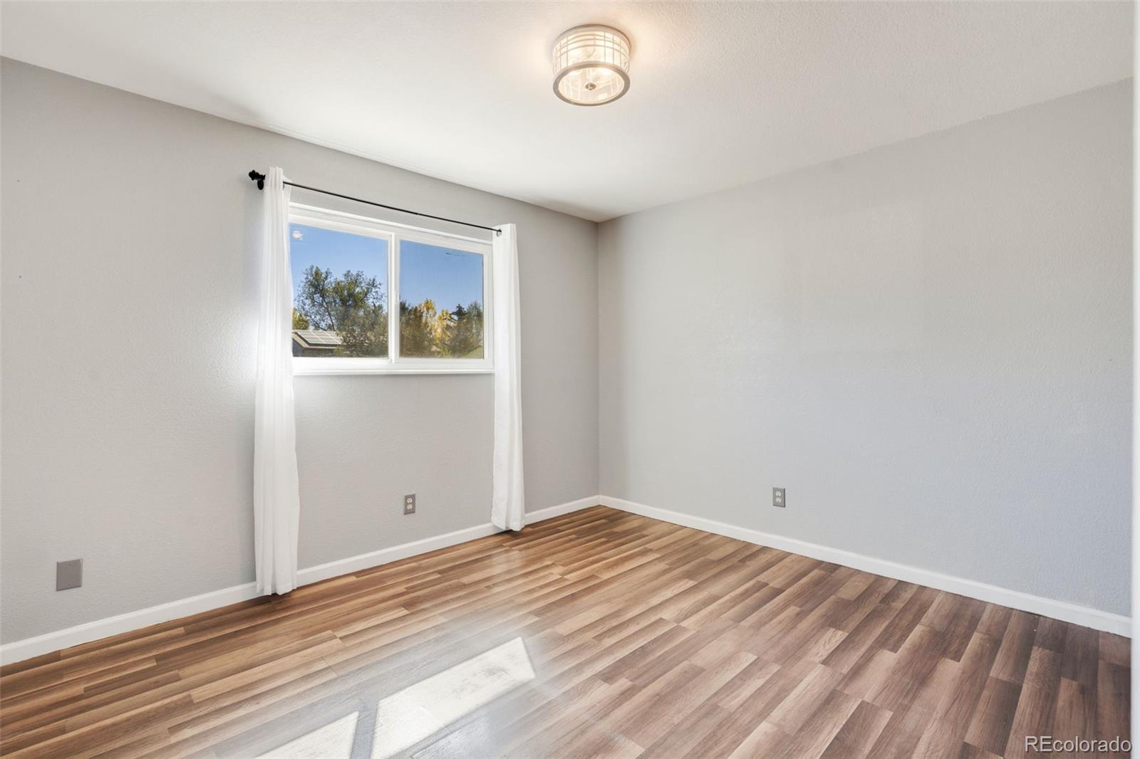 1270 Commanchero Drive