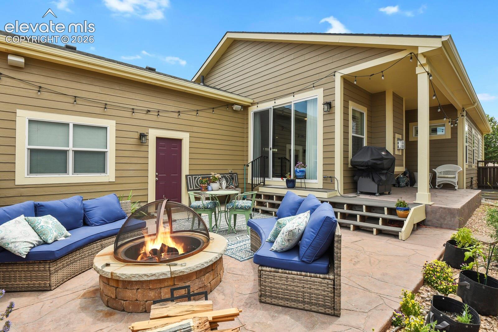 1530 Gold Hill Mesa Drive