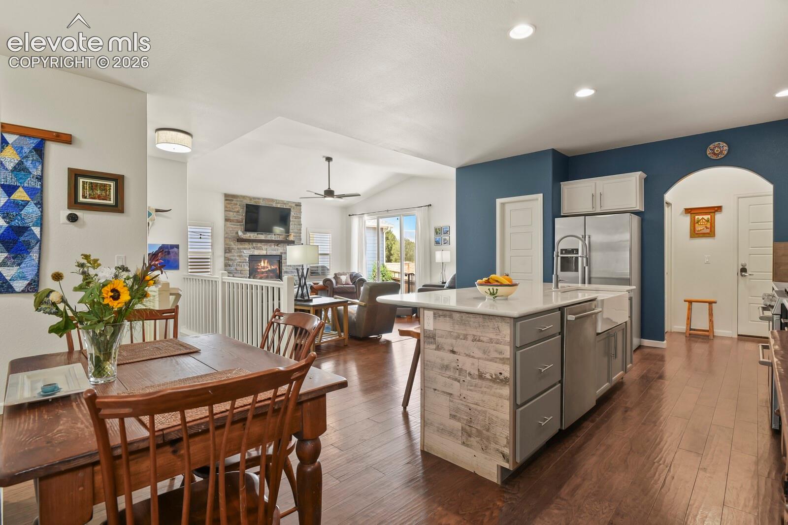 1530 Gold Hill Mesa Drive