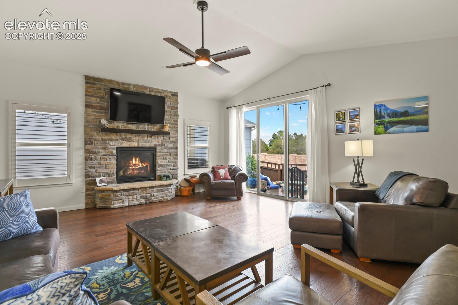 1530 Gold Hill Mesa Drive