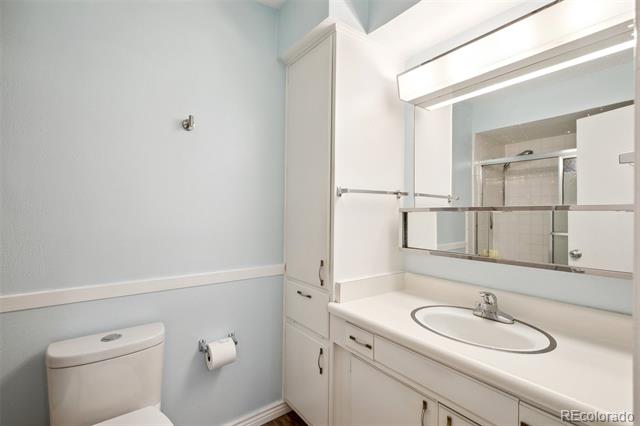 2902 Airport Road Unit: 207