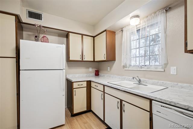 2902 Airport Road Unit: 207