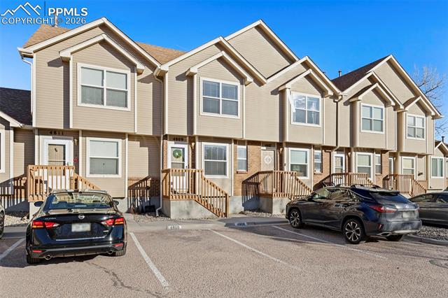 4809 Live Oak Drive