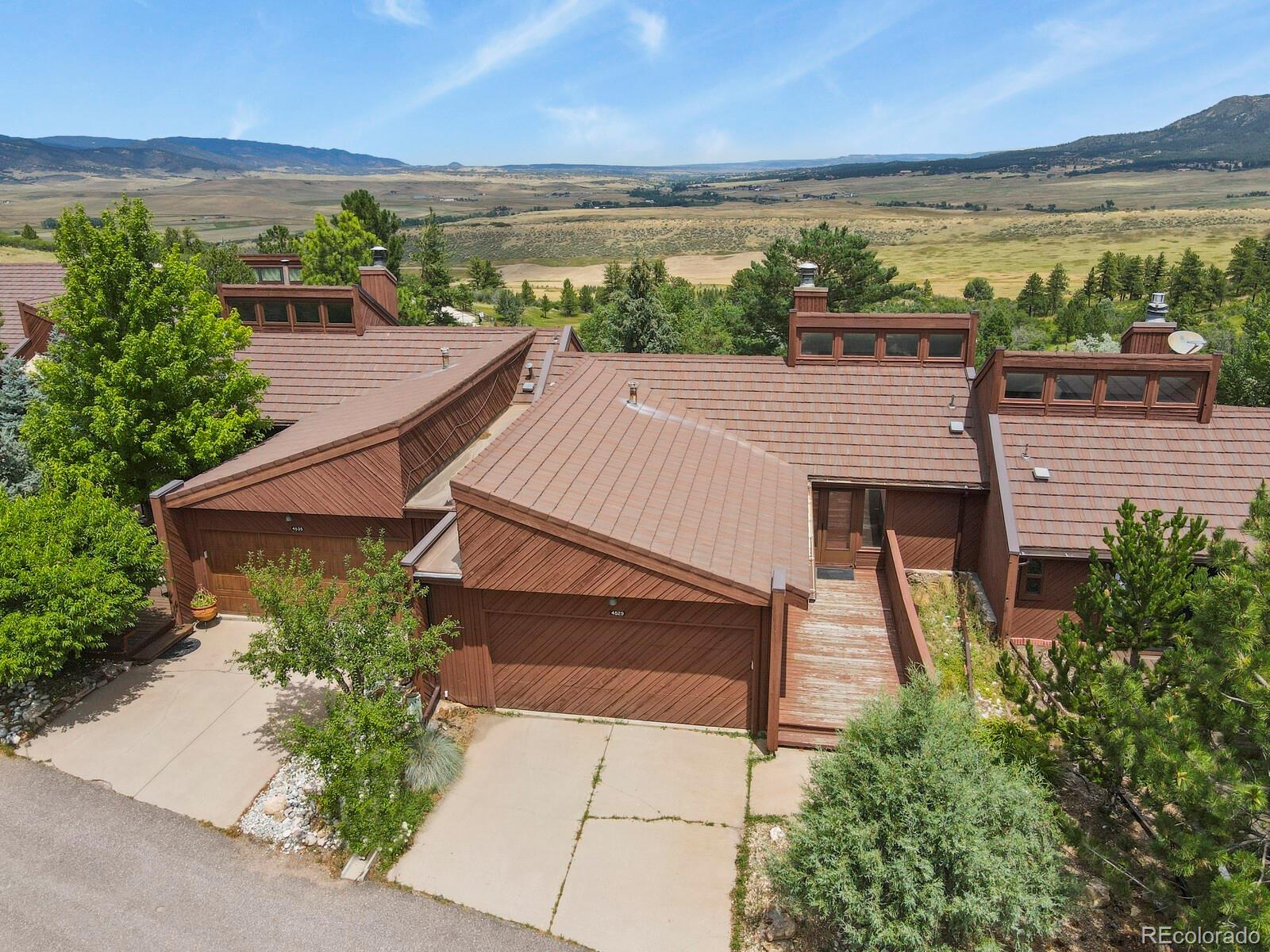 4529 Sentinel Rock