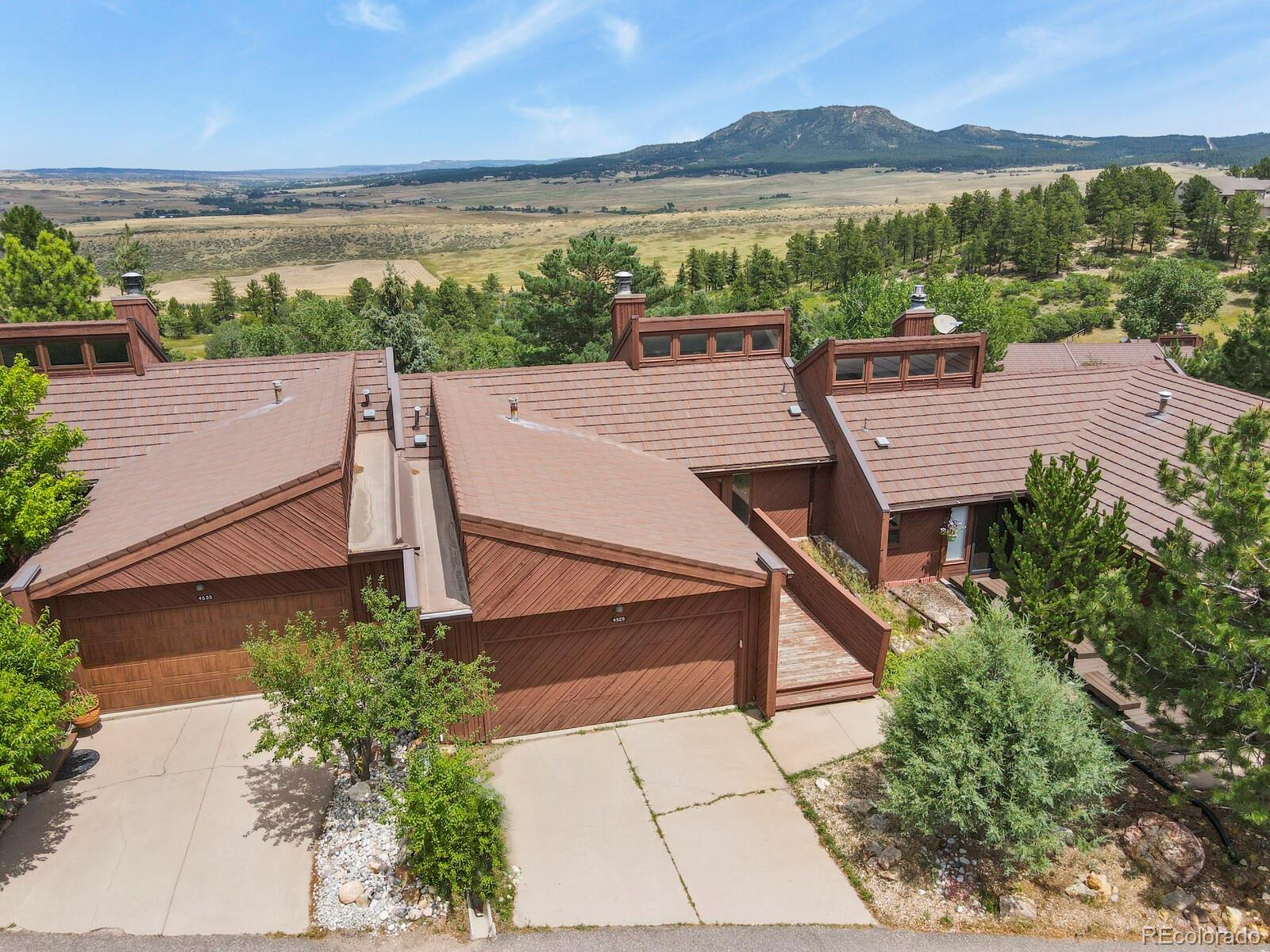 4529 Sentinel Rock
