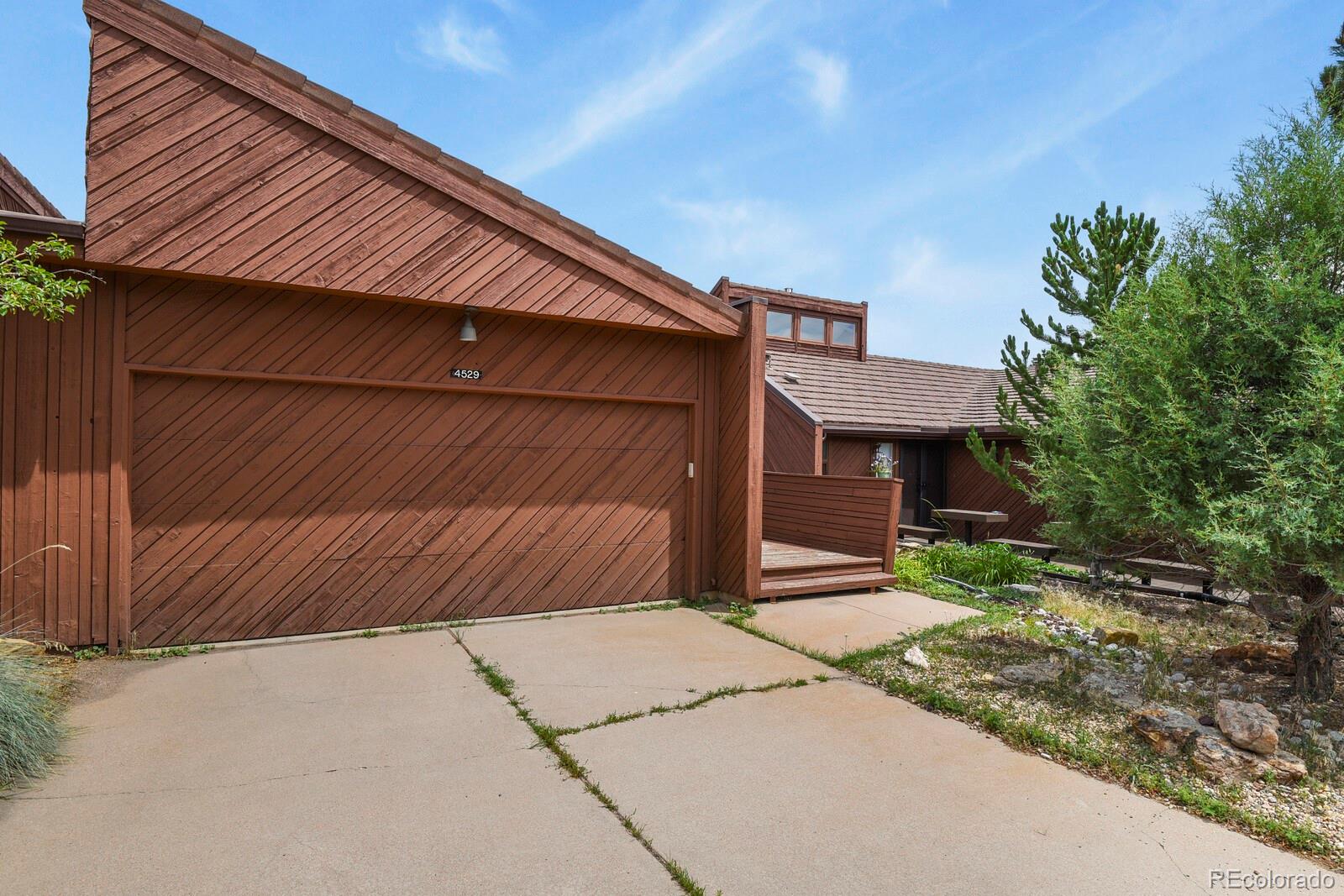 4529 Sentinel Rock