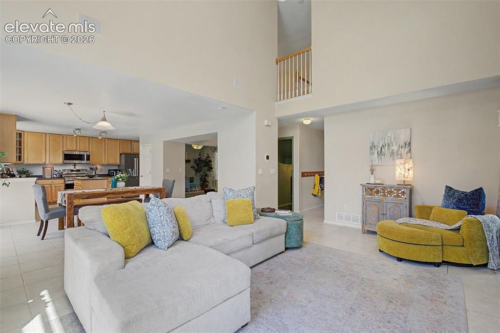 7127 Cowgirl Way