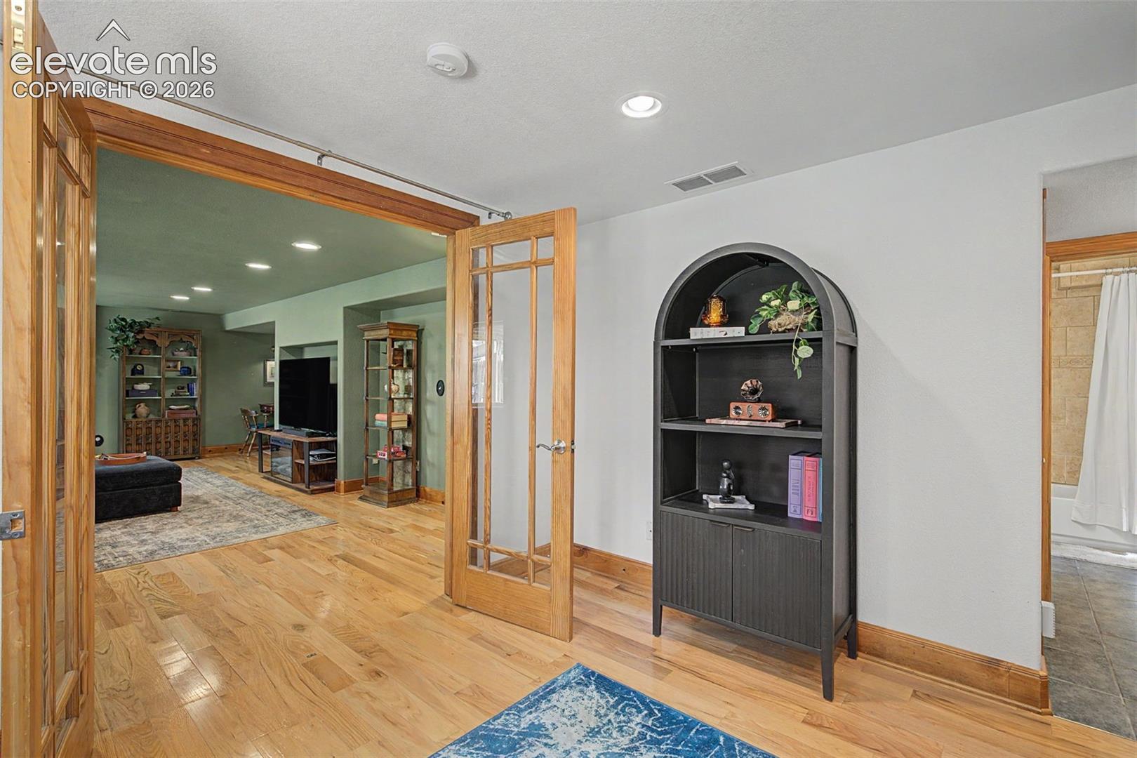 7127 Cowgirl Way
