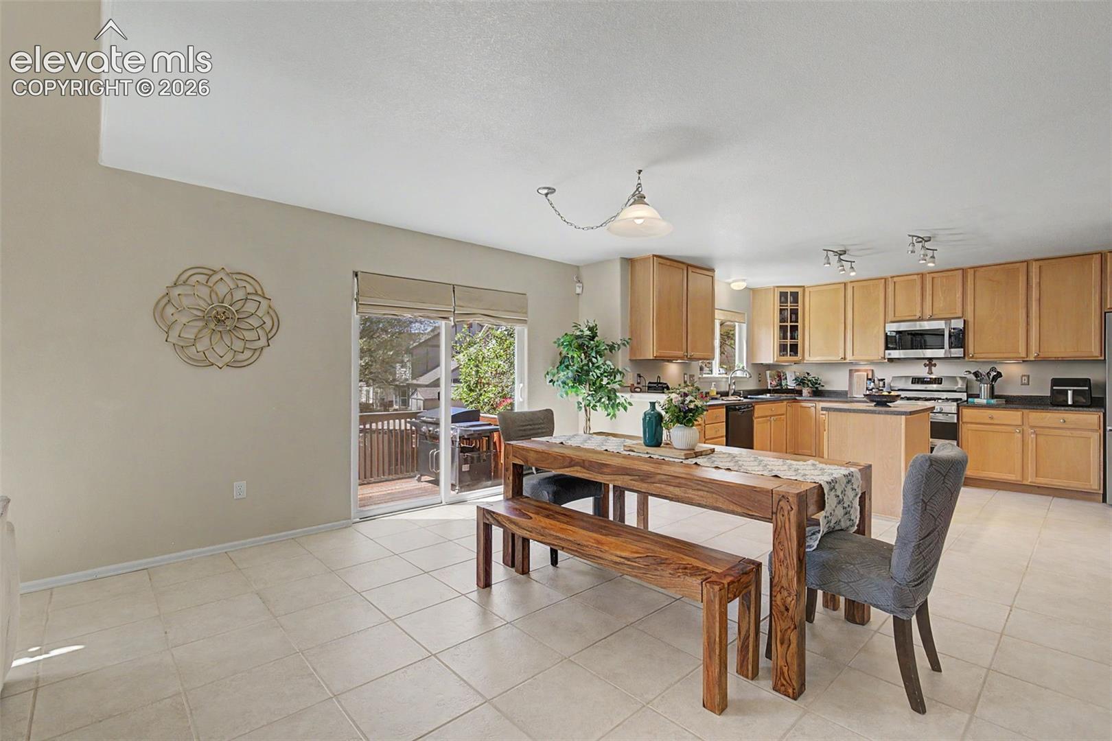 7127 Cowgirl Way
