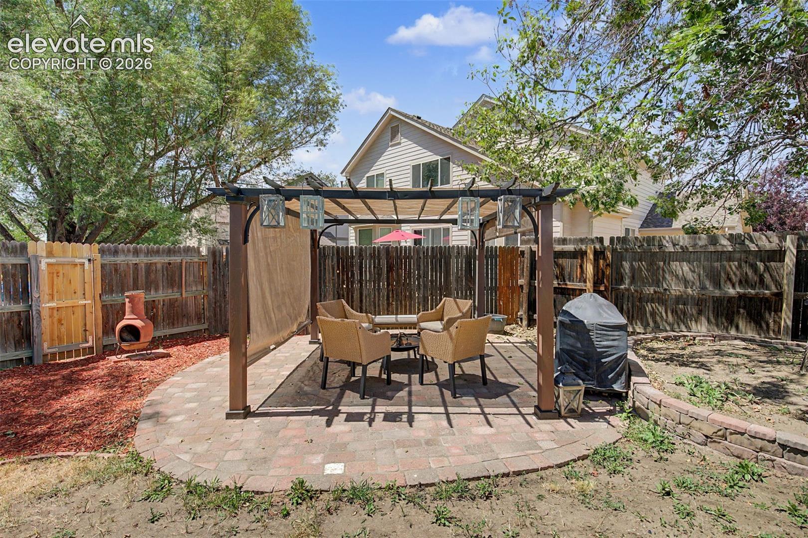 7127 Cowgirl Way