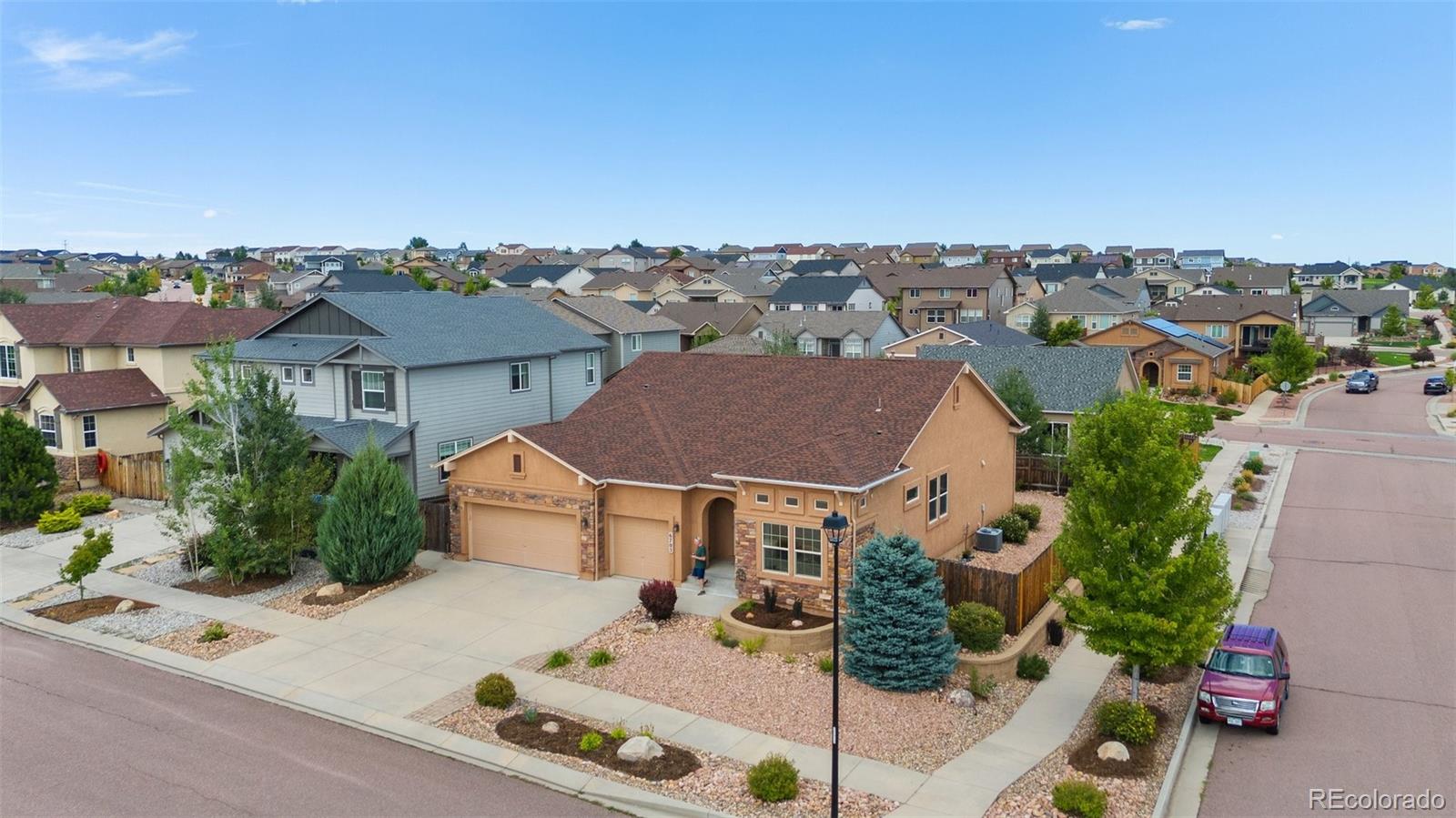 6705 Indian Feather Drive